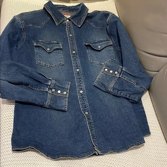 Vintage Red Squad dark  blue denim
Shirt men’s size L - Picture 8 of 9